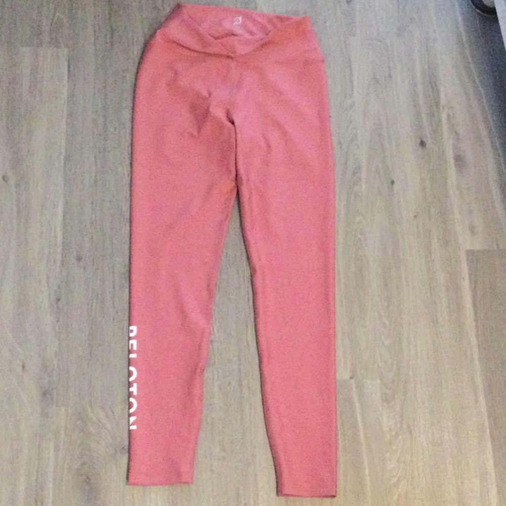Pelaton Solid Flex Legging Size L. NWT